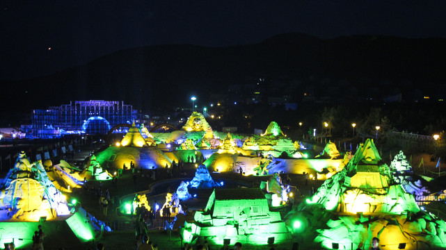 舟山朱家尖沙雕节沙雕夜景