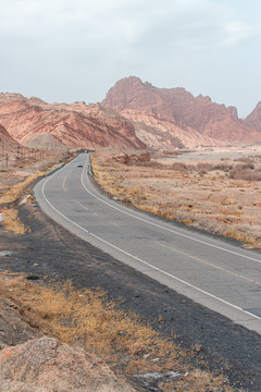 中国新疆塔里木盆地道路交通运输