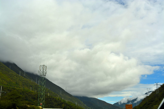 雅西高速风景