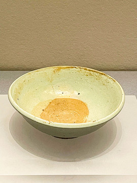 青白釉瓷碗