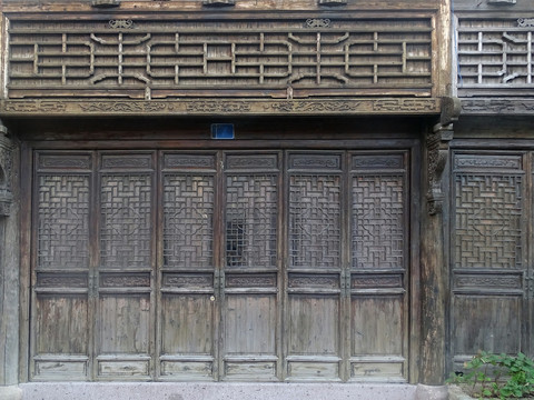 老式木质门