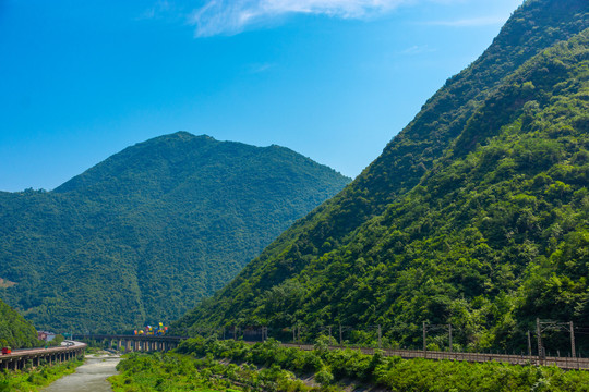 陕西秦岭