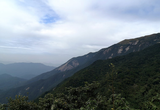 山峰山峦