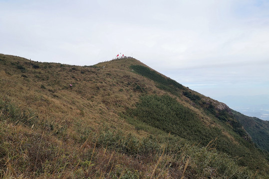 山峰秋色