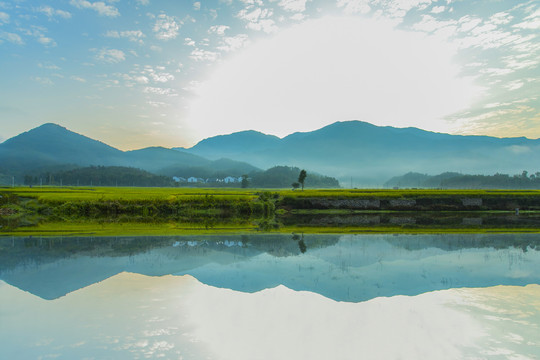 水墨山水