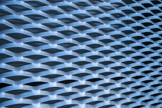 淡蓝色镂空金属围栏花纹