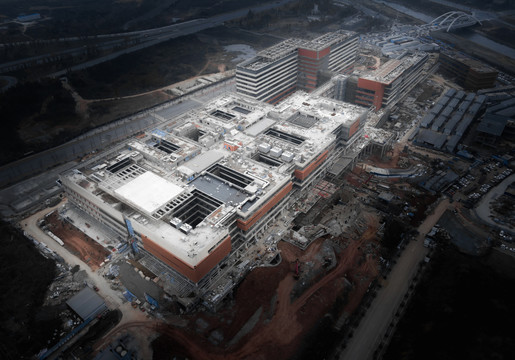 建设中的华西天府医院