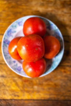 新鲜的西红柿番茄