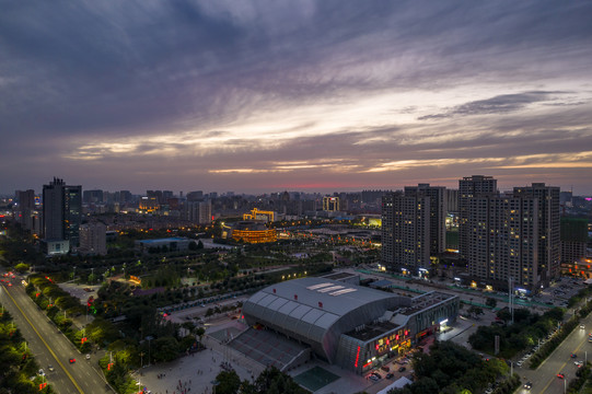 山西运城体育馆夜景