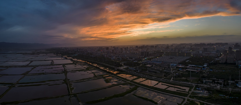 山西运城盐湖夕阳