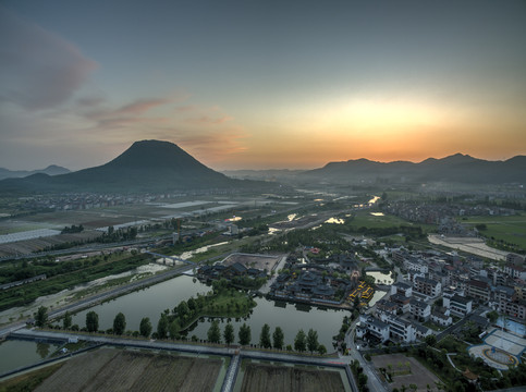 东阳市八面山八面来风夕阳航拍