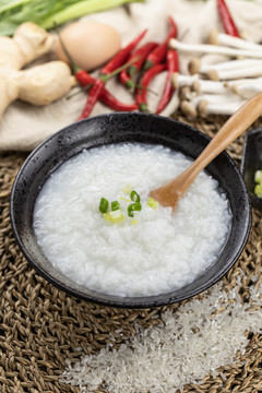传统美食大米粥