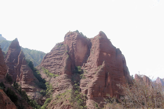 青海黄南坎布拉丹霞阿琼南宗寺