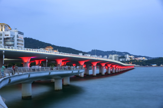 厦门演武大桥夜景