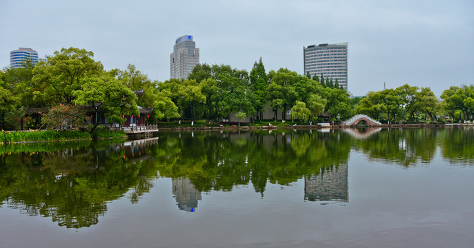 月湖公园