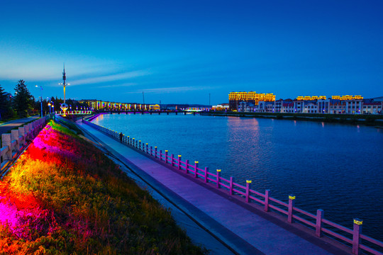 海兰江夜景