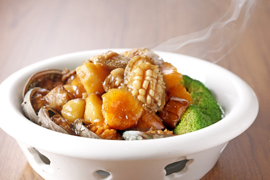 鮑魚燉土豆