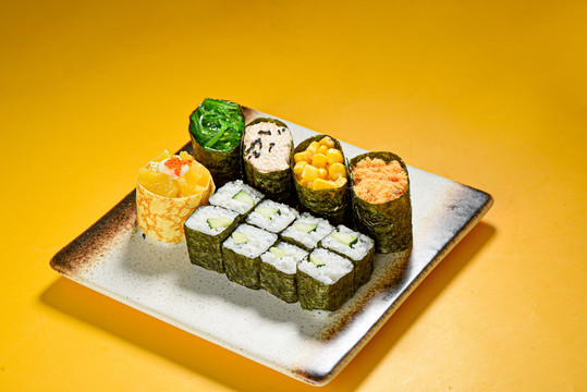 寿司拼盘