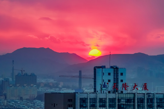 乌鲁木齐红山公园夕照