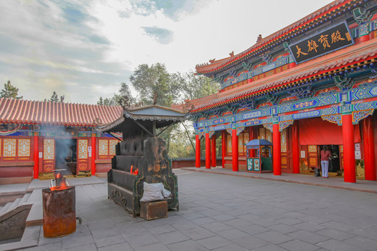 乌鲁木齐红山公园大佛寺