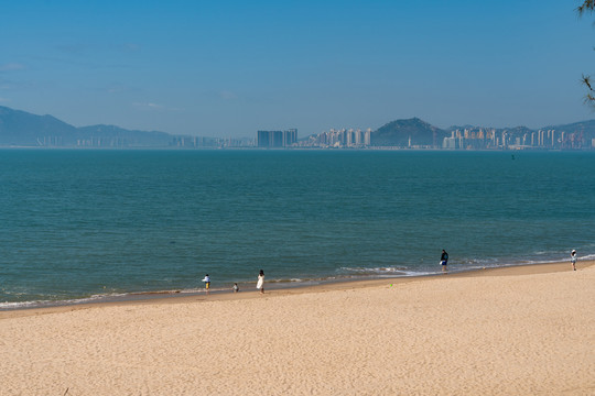 厦门胡里山海滨浴场