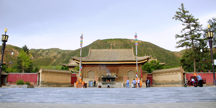 青海乐都瞿昙寺