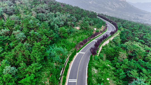 山间公路