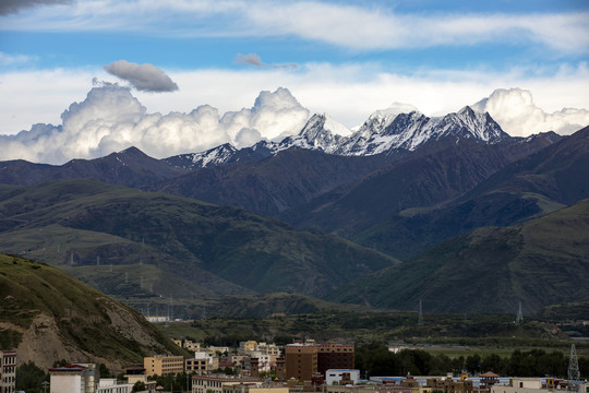 甘孜县高原雪山美景