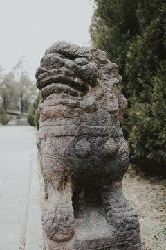 万安禅院石刻雕像