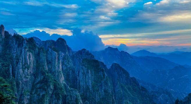 黃山排云亭夕照