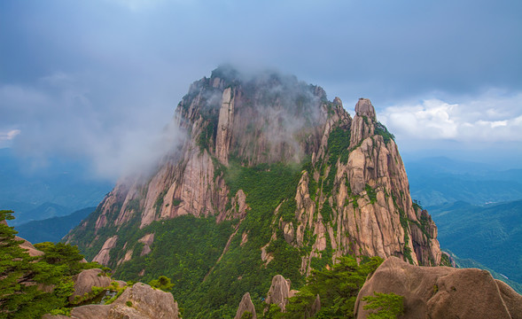 黃山天都峰