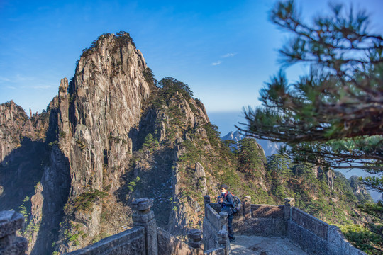 黄山始信峰观景台