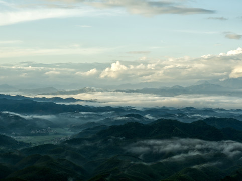 远山云海