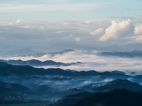 远山云海