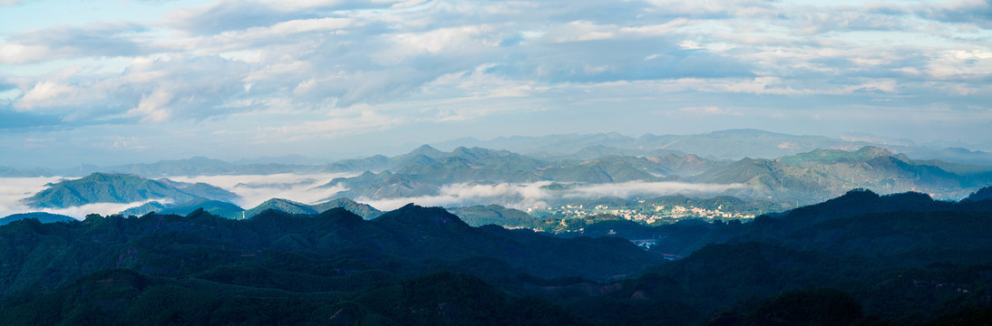 远山云海