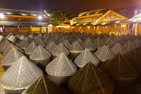 乌镇酱园夜景