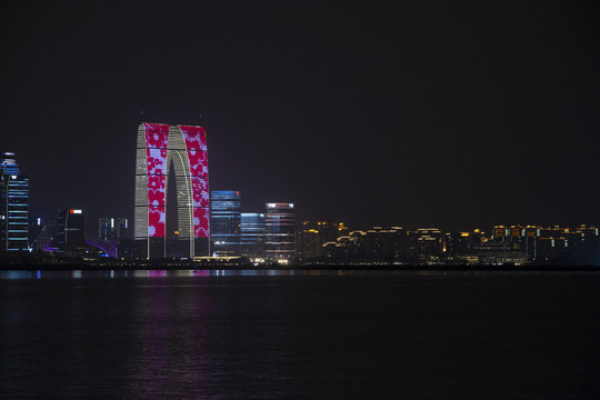 金鸡湖东方之门建筑夜景