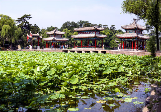 避暑山庄芝径云堤湖心榭