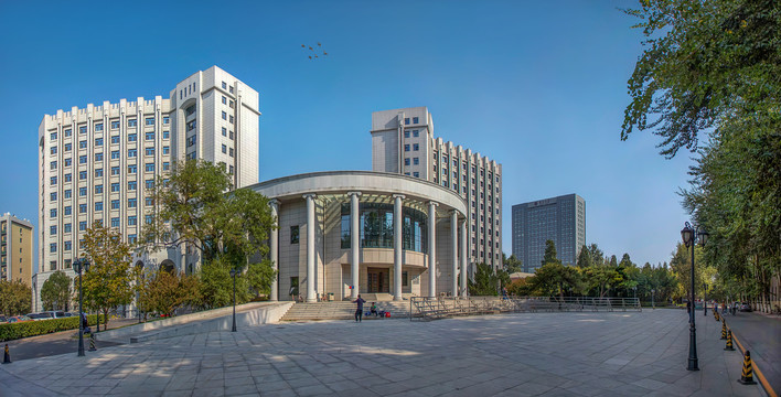 人民大学