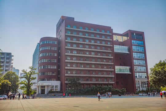 中国人民大学贤进楼