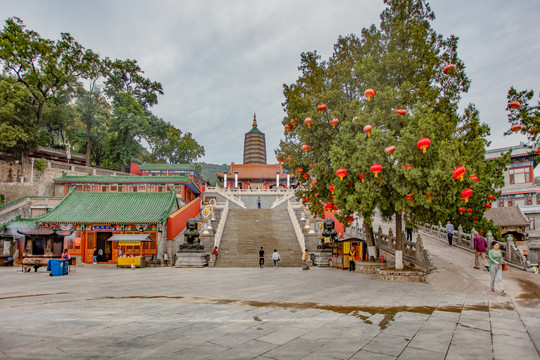 八大处灵光寺舍利塔