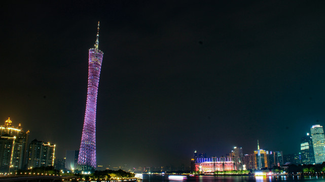 广州塔及猎德大桥夜景