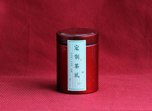 红色茶叶盒
