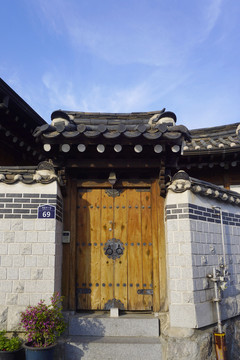 韩国首尔北村传统韩屋庭院木门