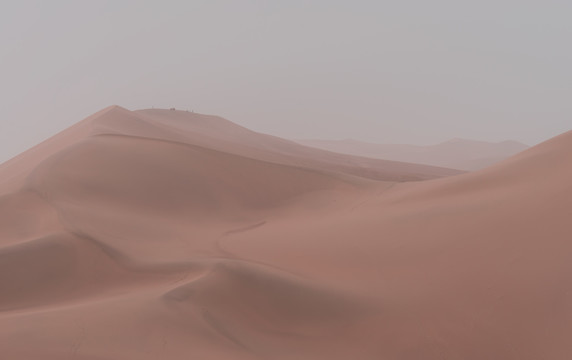 沙漠深处的沙丘