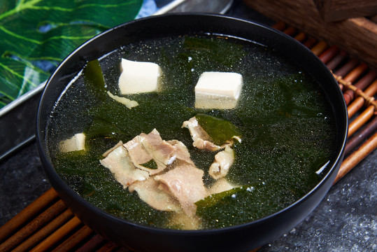 牛肉豆腐海带汤