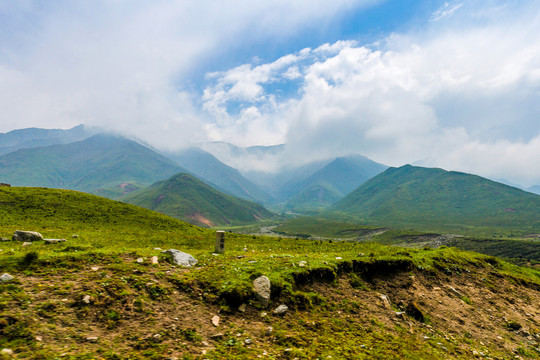 青海拉鸡山