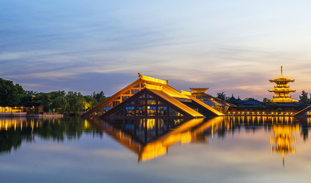 上海广富林遗址夜景高清图