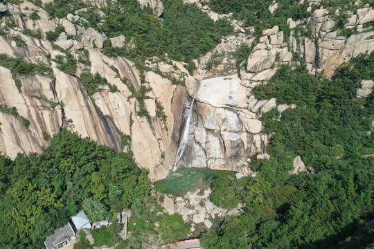 青岛崂山龙潭水库龙潭瀑布