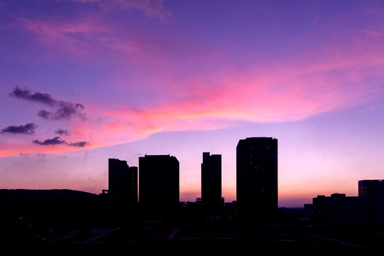 城市夕阳剪影